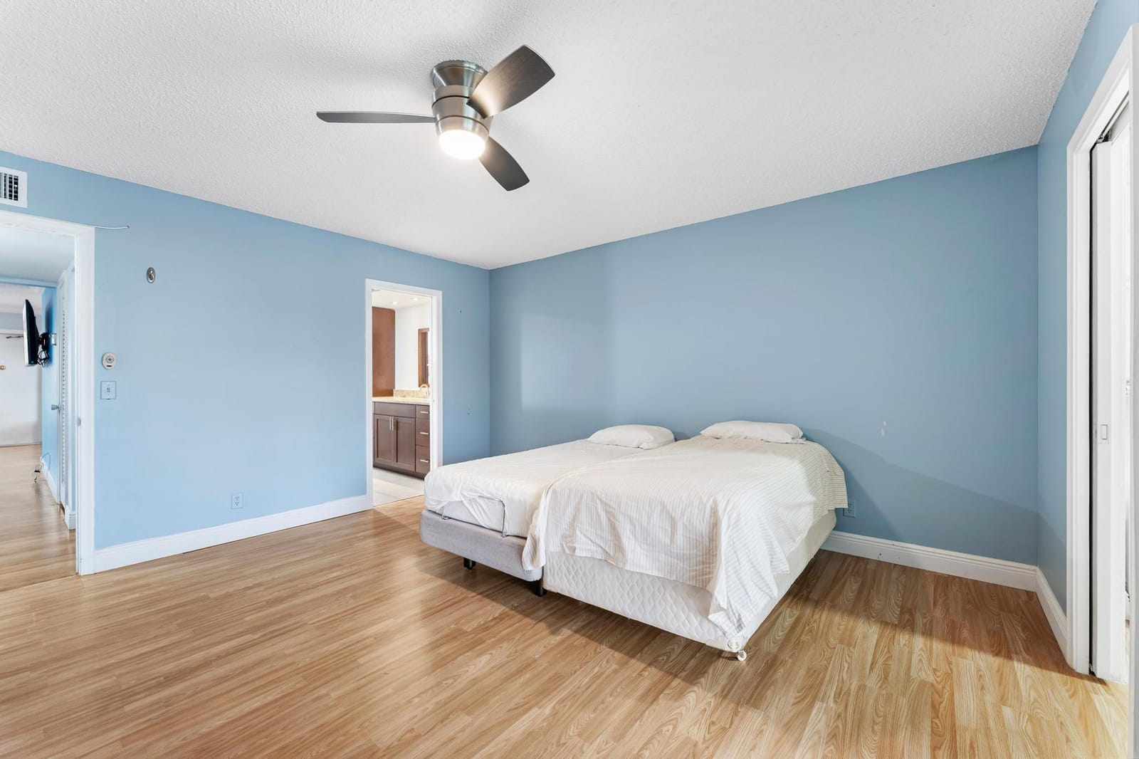 202 Wellington A, West Palm Beach, FL 33417 photo 9