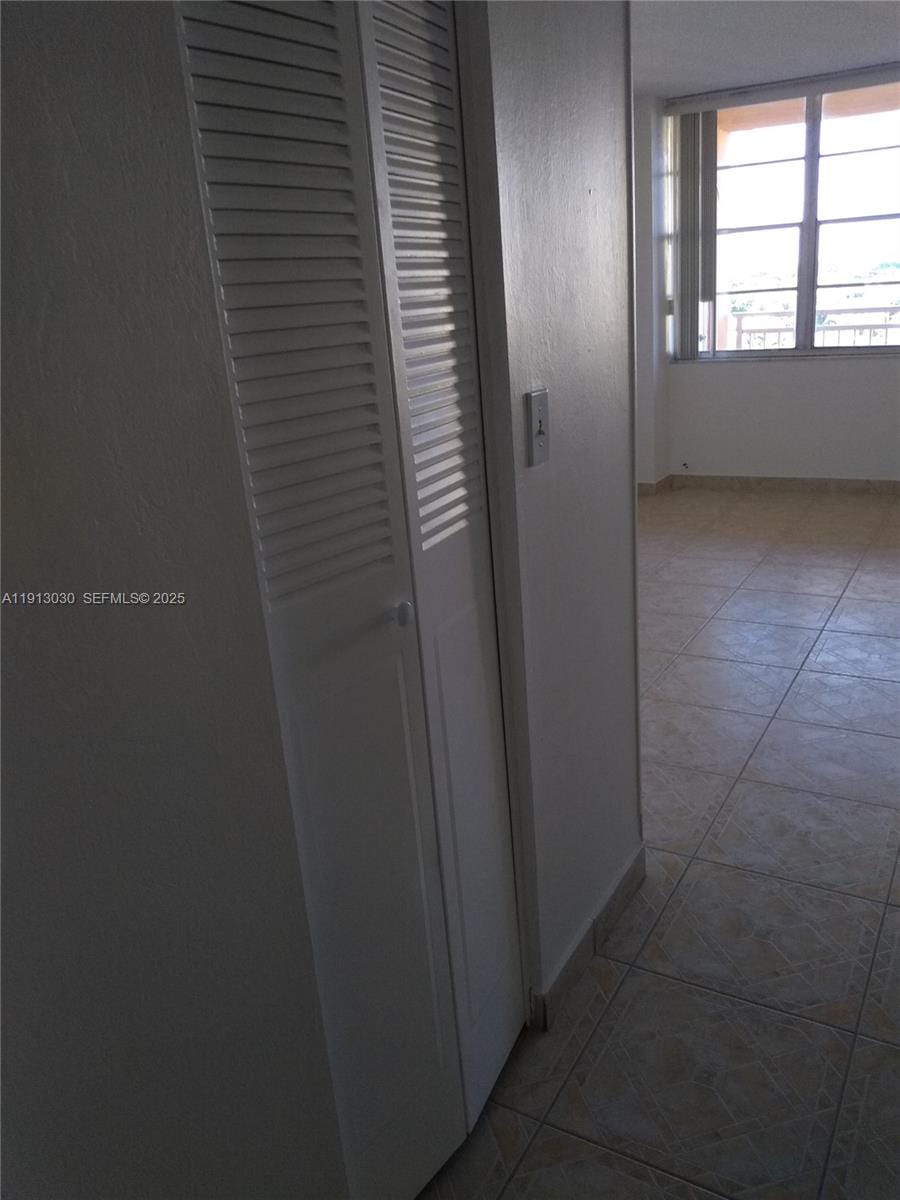 2025 NE 164th Street 806, North Miami Beach, FL 33162 photo 9