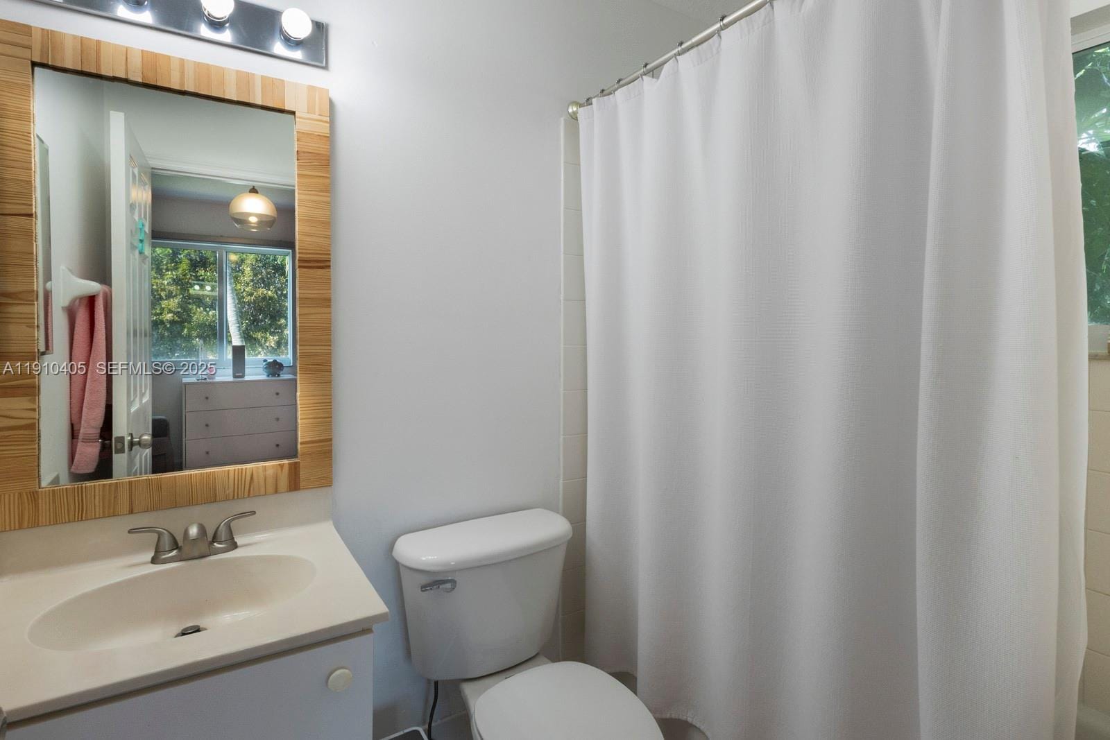 5752 NW 112th Court, Doral, FL 33178 photo 26