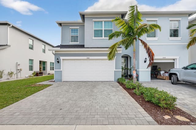 1860 SE Tarni Way, sold in Ocean Cove, Stuart, FL