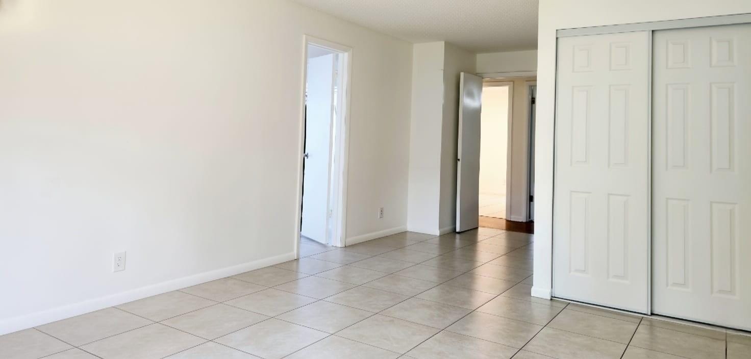 10188 SW 53rd Court — photo 11