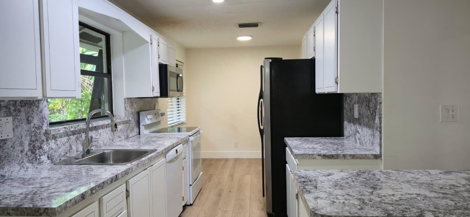10188 SW 53rd Court — photo 6