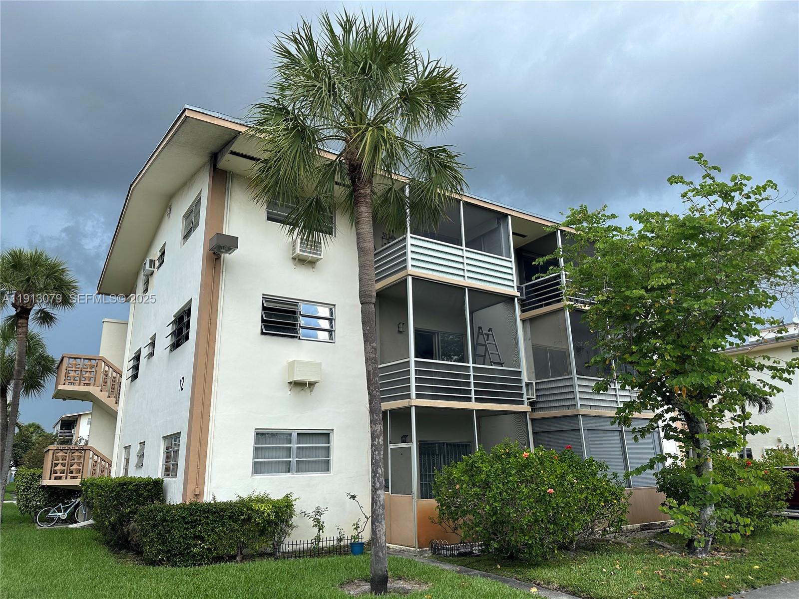 16790 NE 14th Avenue 202, Miami, FL 33162, Miami