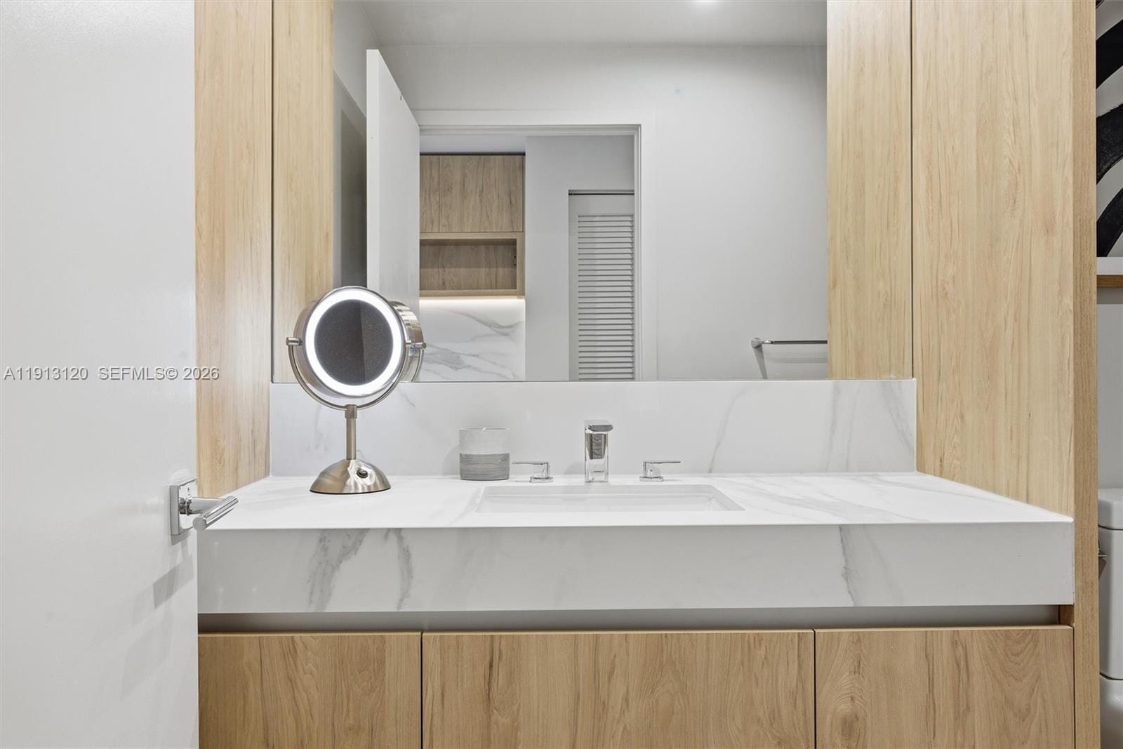 11 NE 6th Street 1906, Miami, FL 33132 photo 20