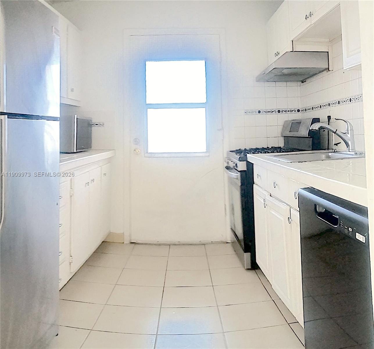 20120 NE 2nd Avenue W27, Miami Gardens, FL 33179 photo 27