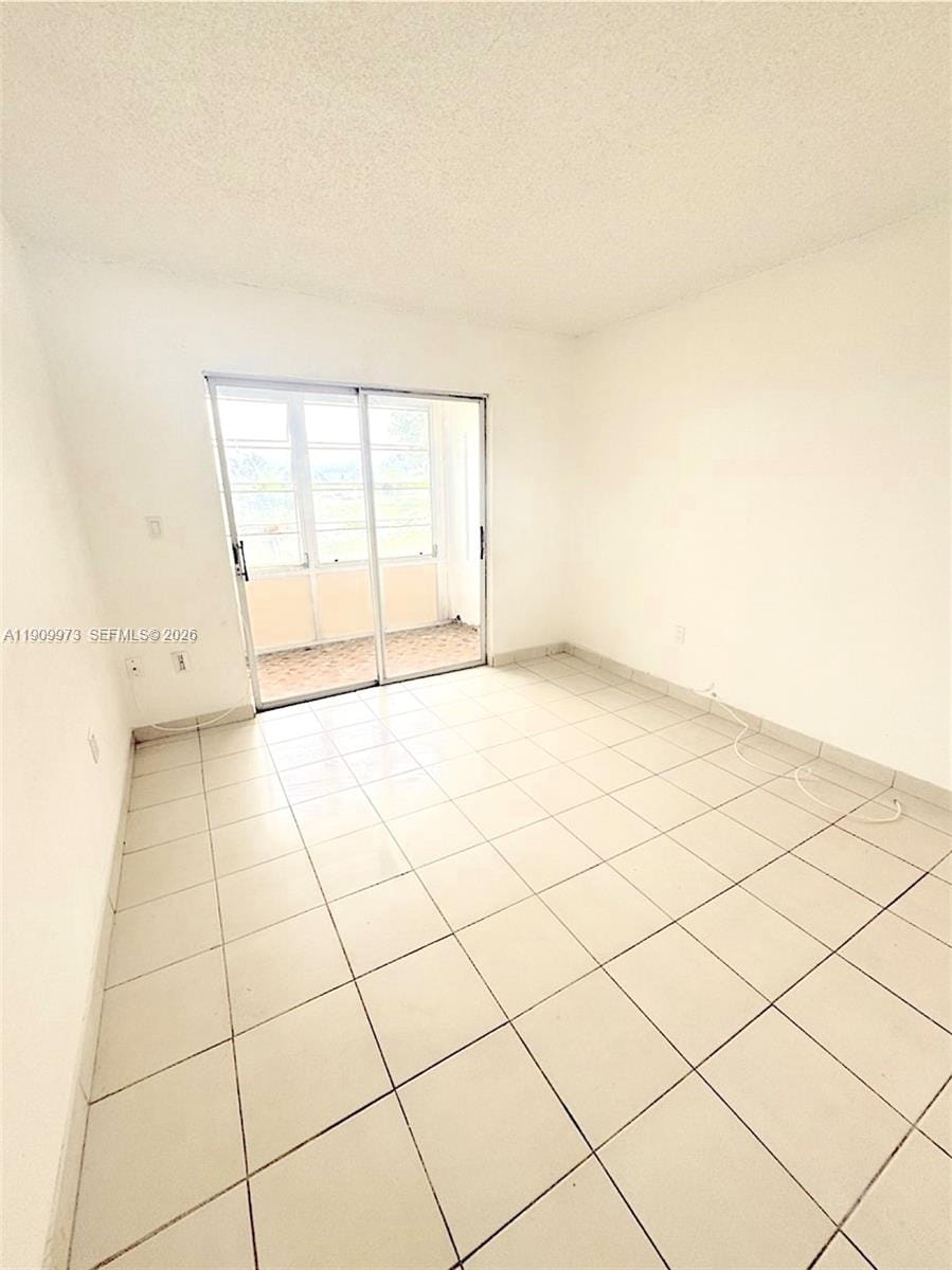 20120 NE 2nd Avenue W27, Miami Gardens, FL 33179 photo 9