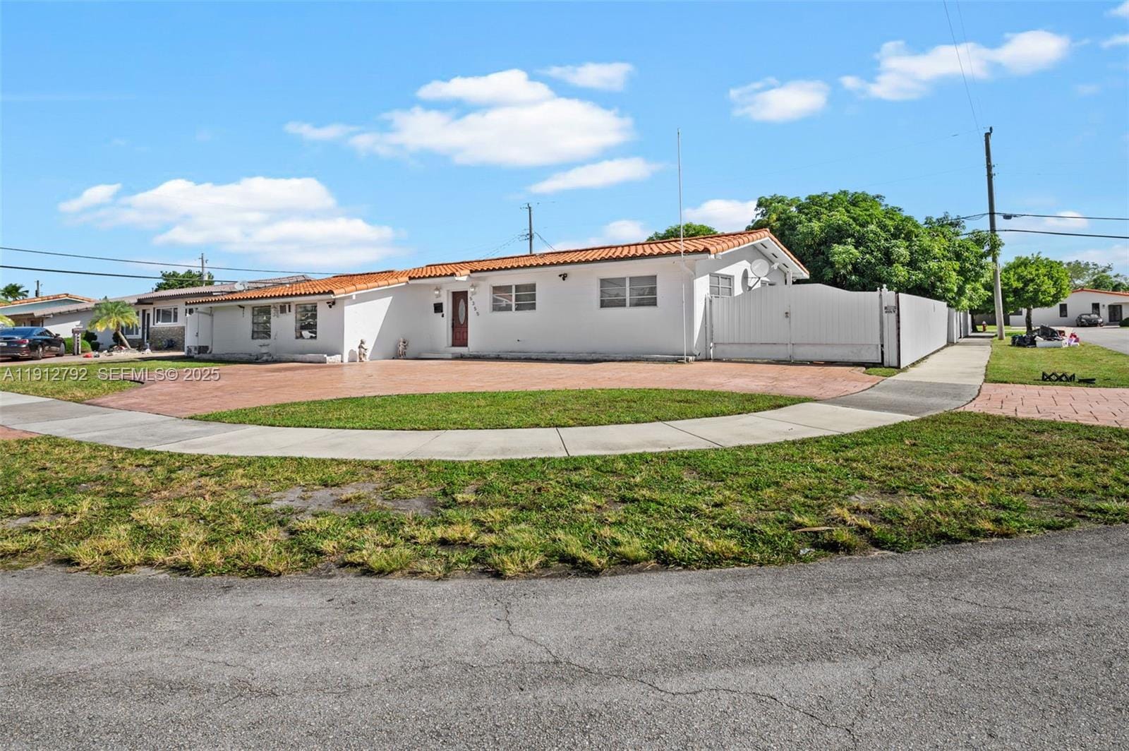 5355 W 5th Lane, Hialeah, FL 33012 photo 3