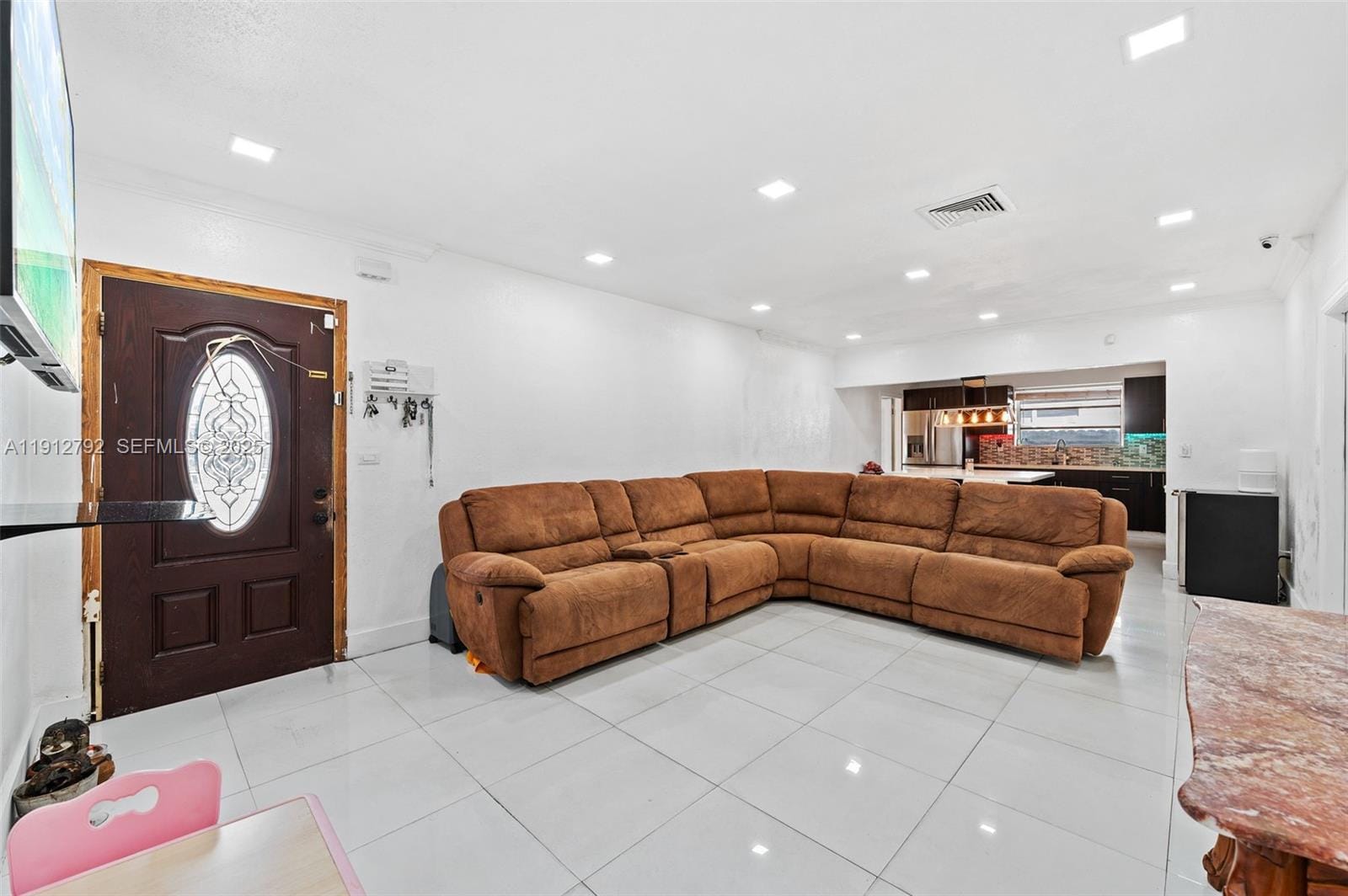 5355 W 5th Lane, Hialeah, FL 33012 photo 5