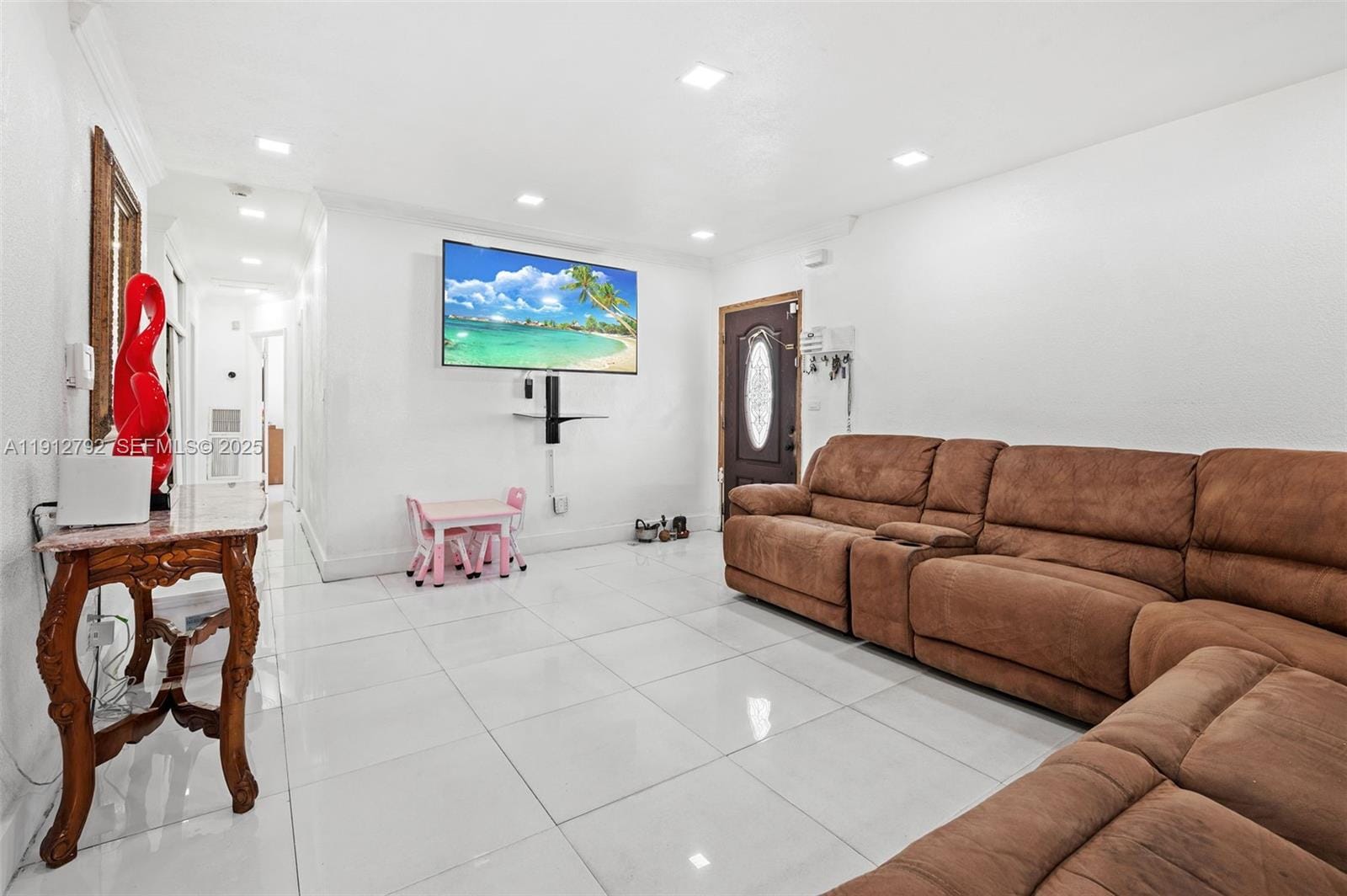 5355 W 5th Lane, Hialeah, FL 33012 photo 6