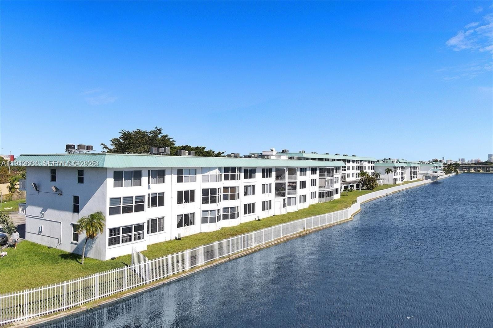 1000 NE 191st Street 21, Miami, FL 33179 photo 21