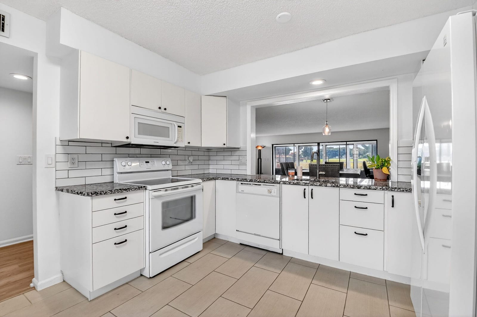 11281 Aspen Glen Drive 104 — photo 7