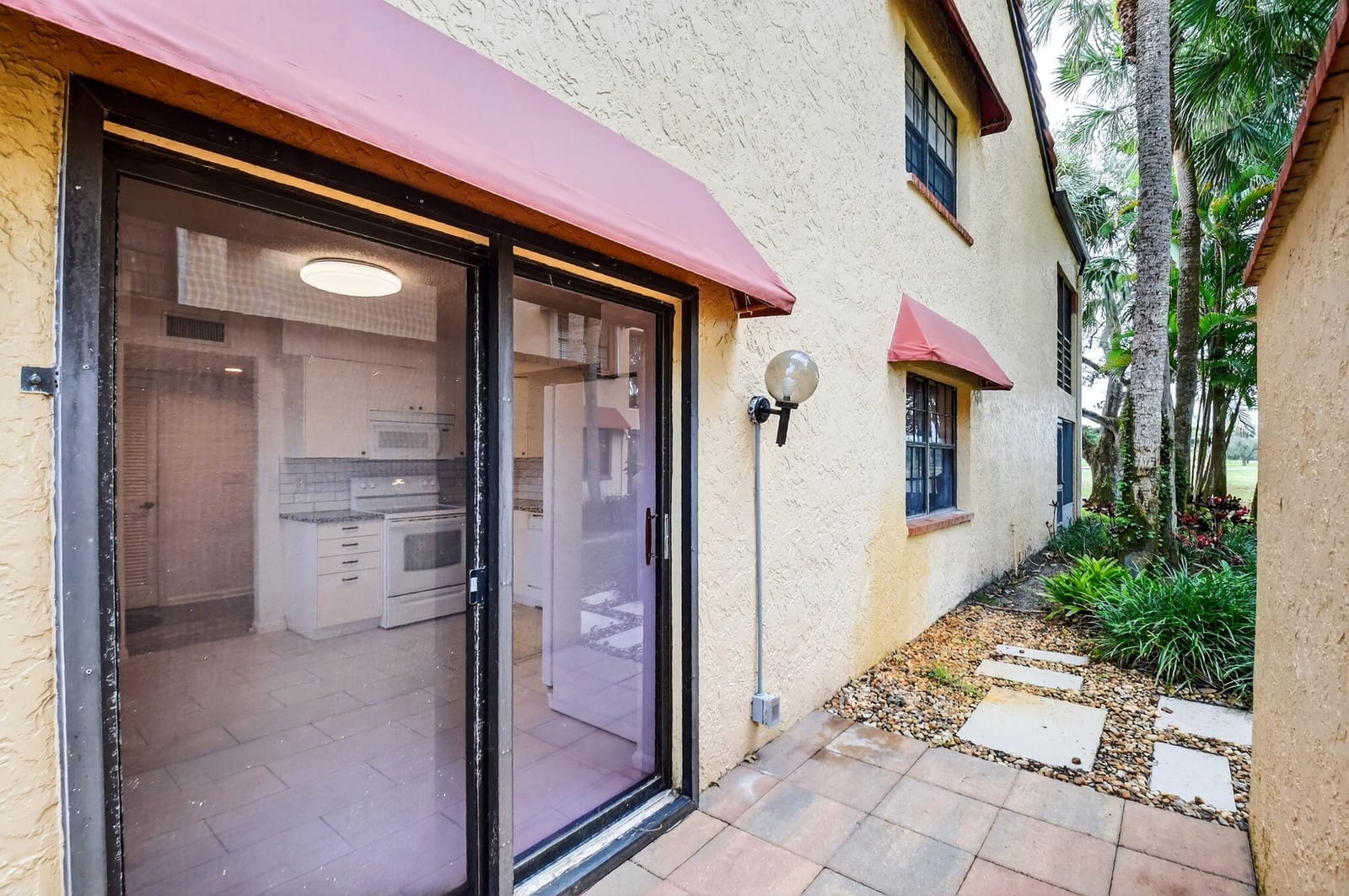 11281 Aspen Glen Drive 104 — photo 10