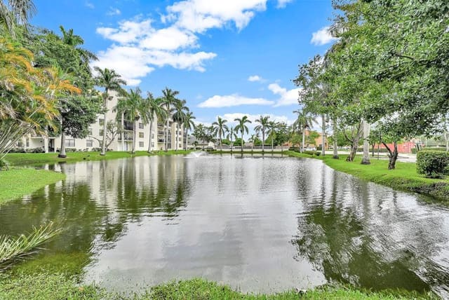 6195 Rock Island Road 209, sold in The Gate, Tamarac, FL