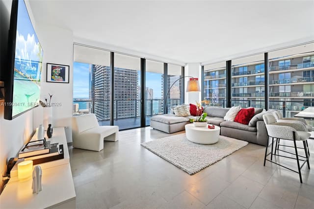 88 SW 7th Street 3101, Miami, FL 33130