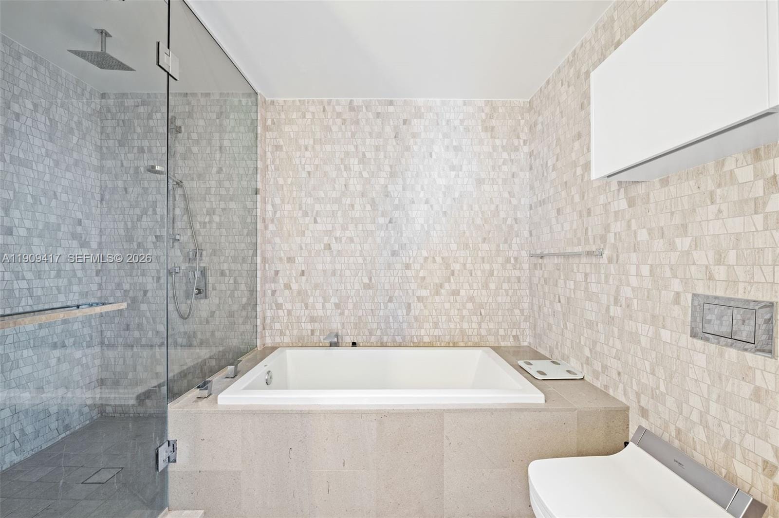 88 SW 7th Street 3101, Miami, FL 33130 photo 17