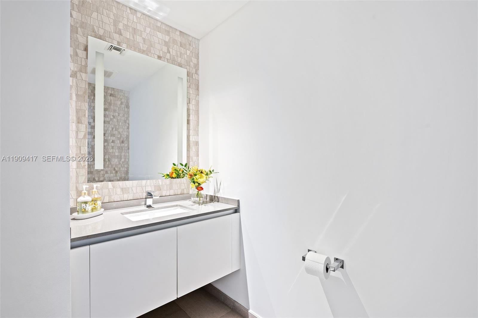 88 SW 7th Street 3101, Miami, FL 33130 photo 19