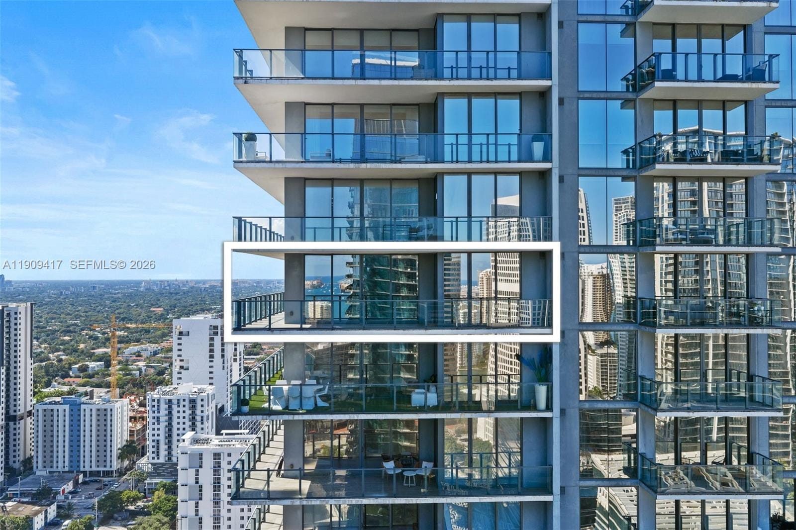 88 SW 7th Street 3101, Miami, FL 33130 photo 3