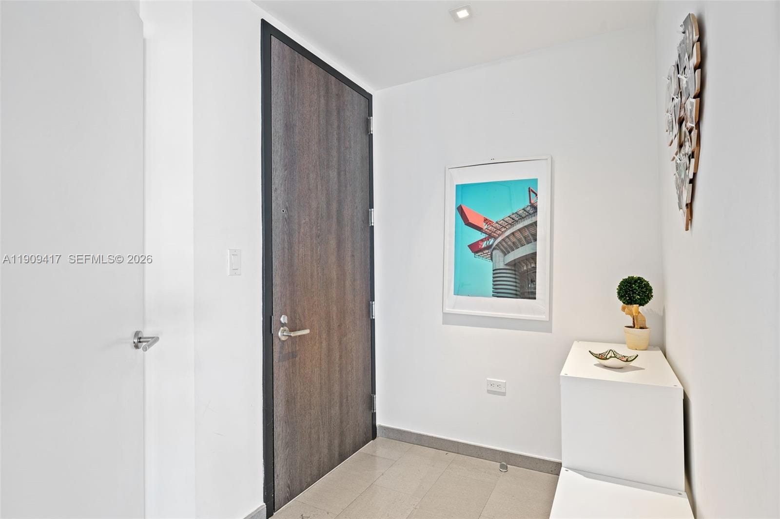 88 SW 7th Street 3101, Miami, FL 33130 photo 5