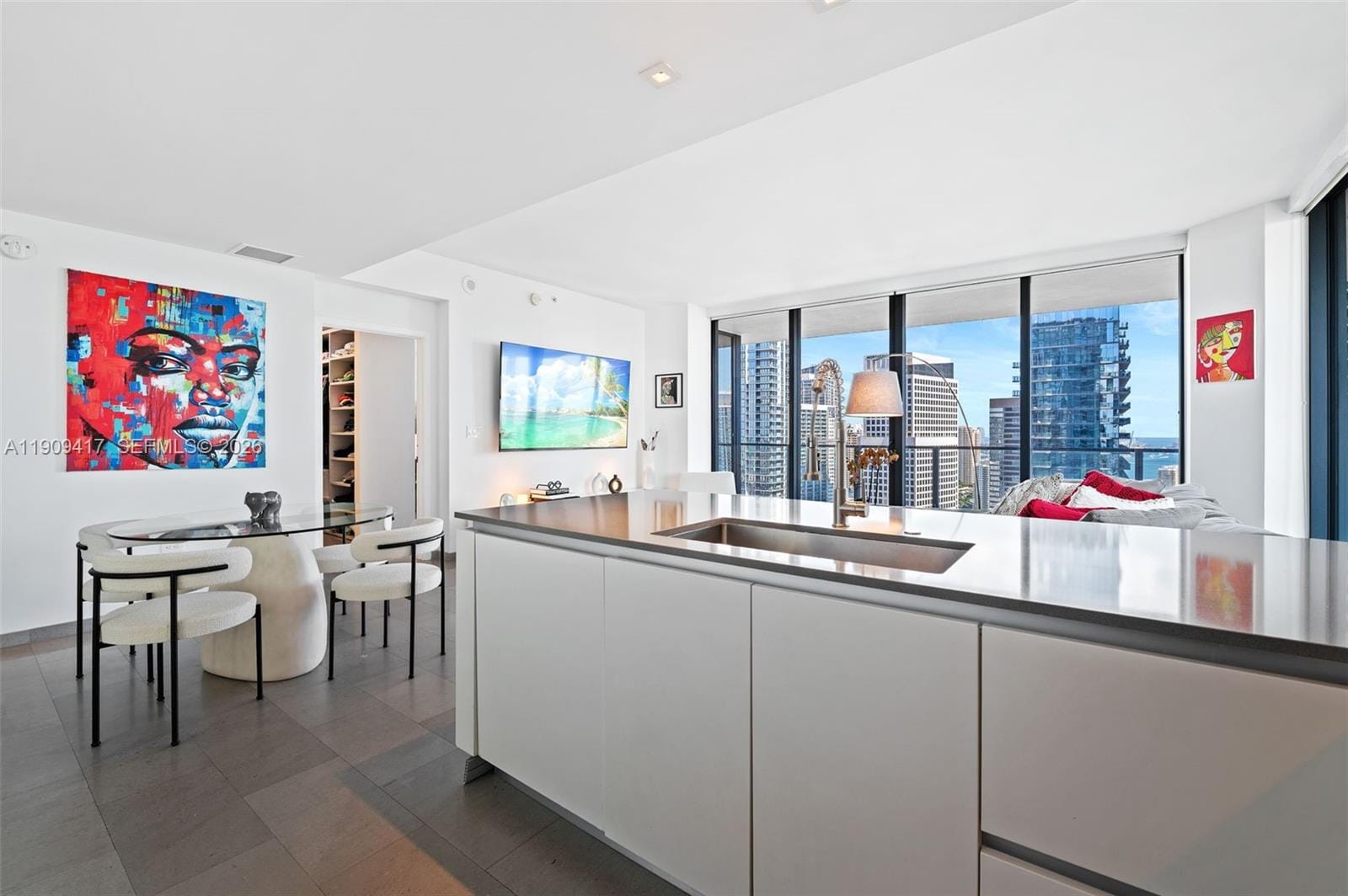 88 SW 7th Street 3101, Miami, FL 33130 photo 6