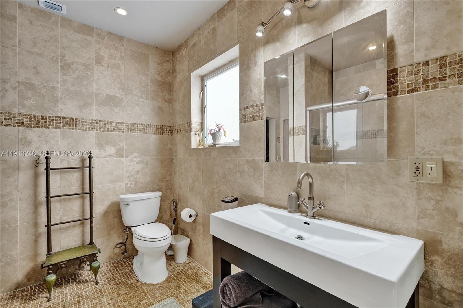 1335 Lenox Avenue, Miami Beach, FL 33139 photo 29