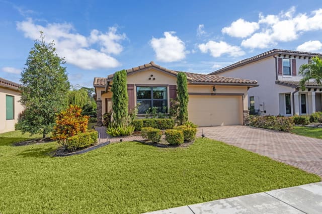3214 Dunning Drive, Royal Palm Beach, FL 33411