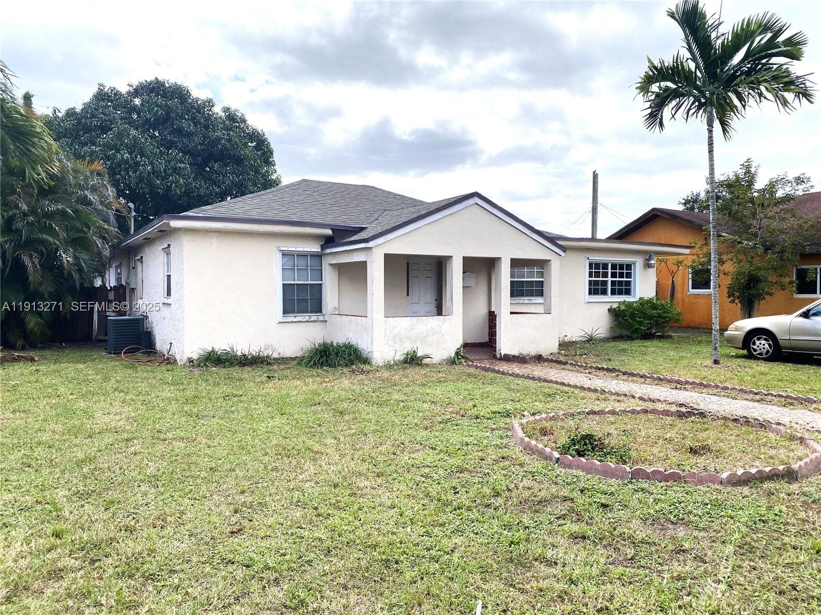 750 SE 3rd Place, Hialeah, FL 33010