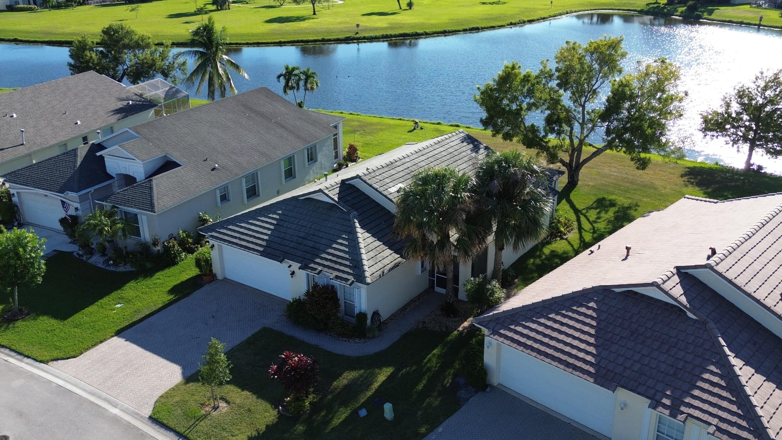 532 SW Indian Key Drive — photo 3