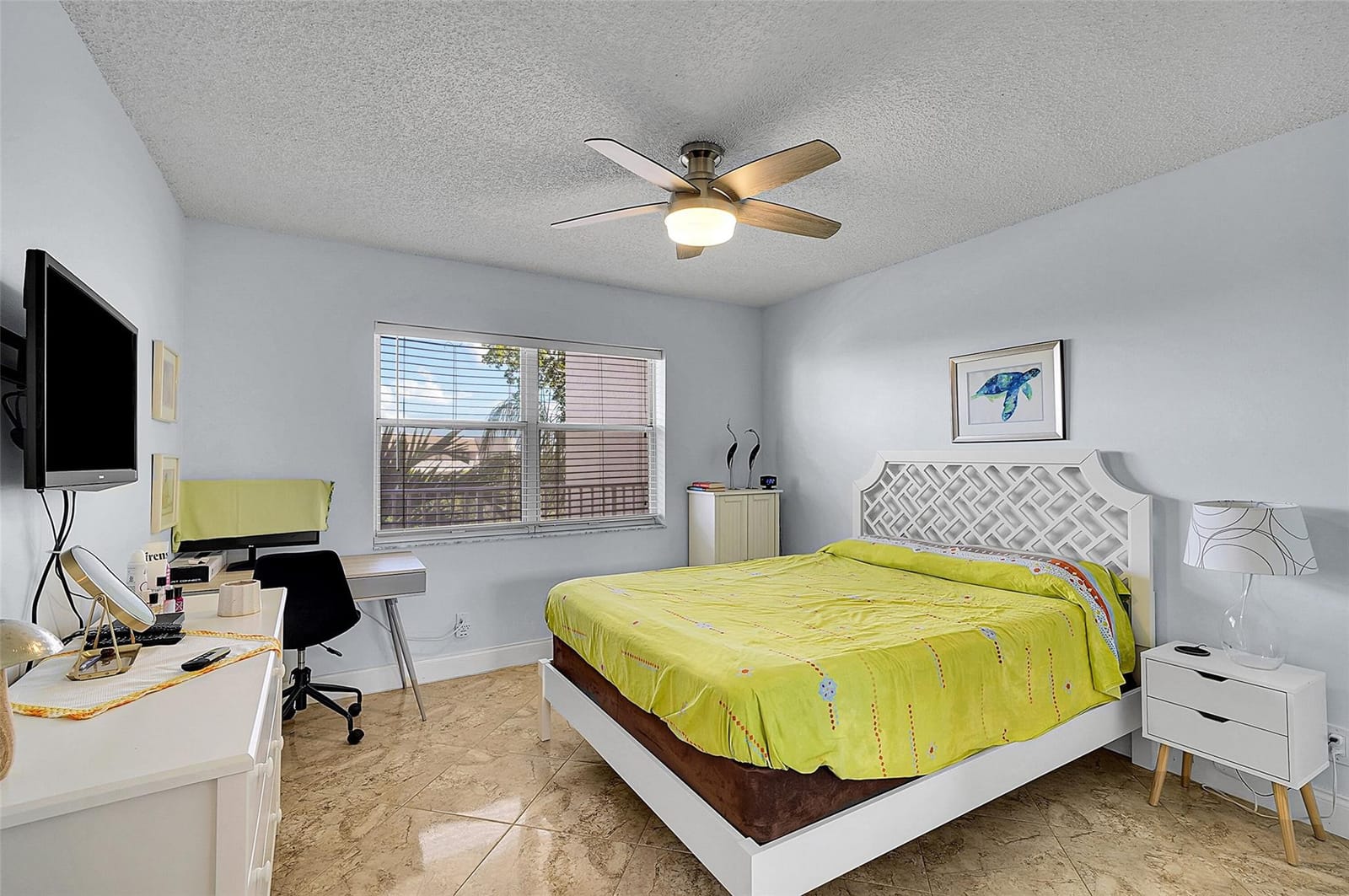 2521 NW 104th Avenue 402 — photo 9