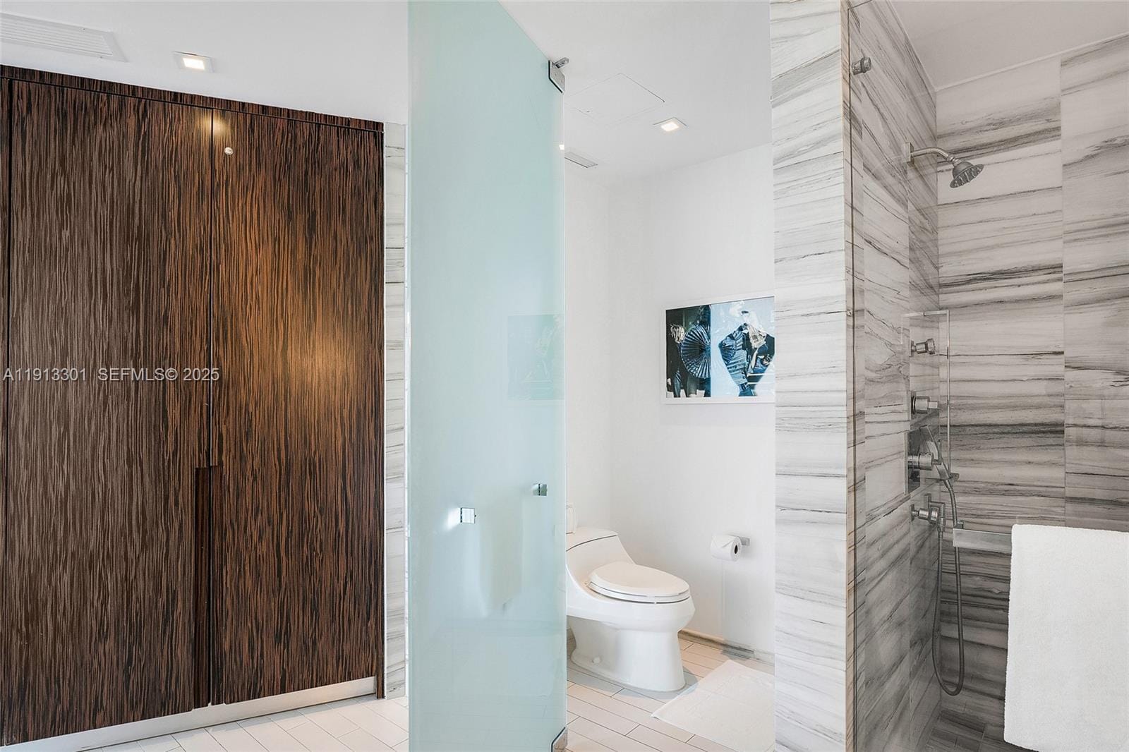 2201 Collins Avenue 431, Miami Beach, FL 33139 photo 13