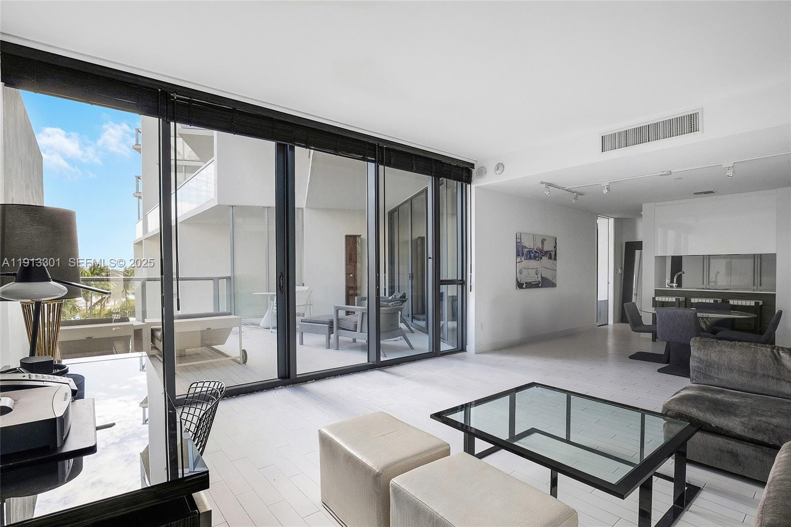 2201 Collins Avenue 431, Miami Beach, FL 33139 photo 4