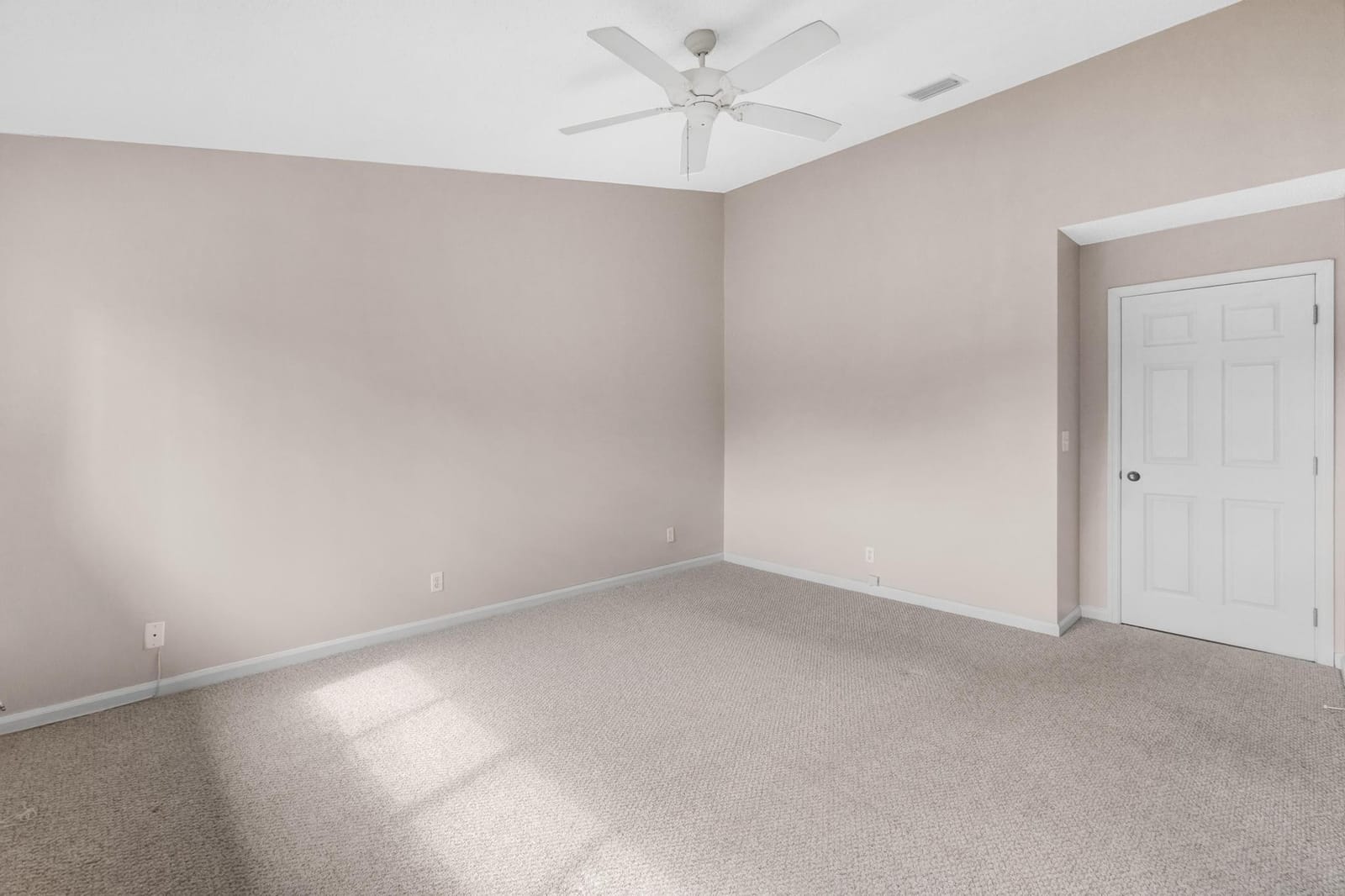 1916 Discovery Circle 1916, Deerfield Beach, FL 33442 photo 15