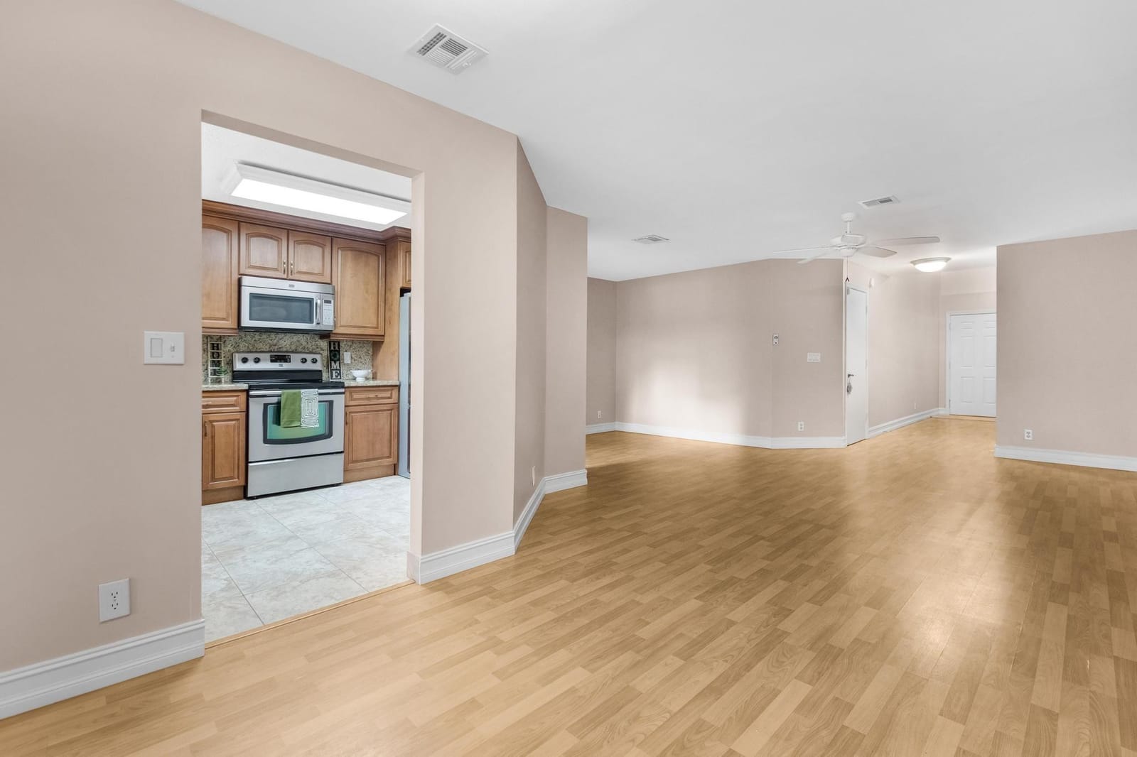 1916 Discovery Circle 1916, Deerfield Beach, FL 33442 photo 9