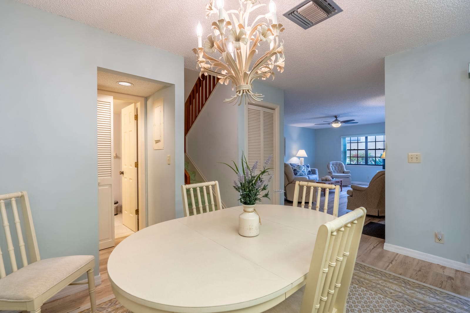 7427 SE Jamestown Terrace — photo 10