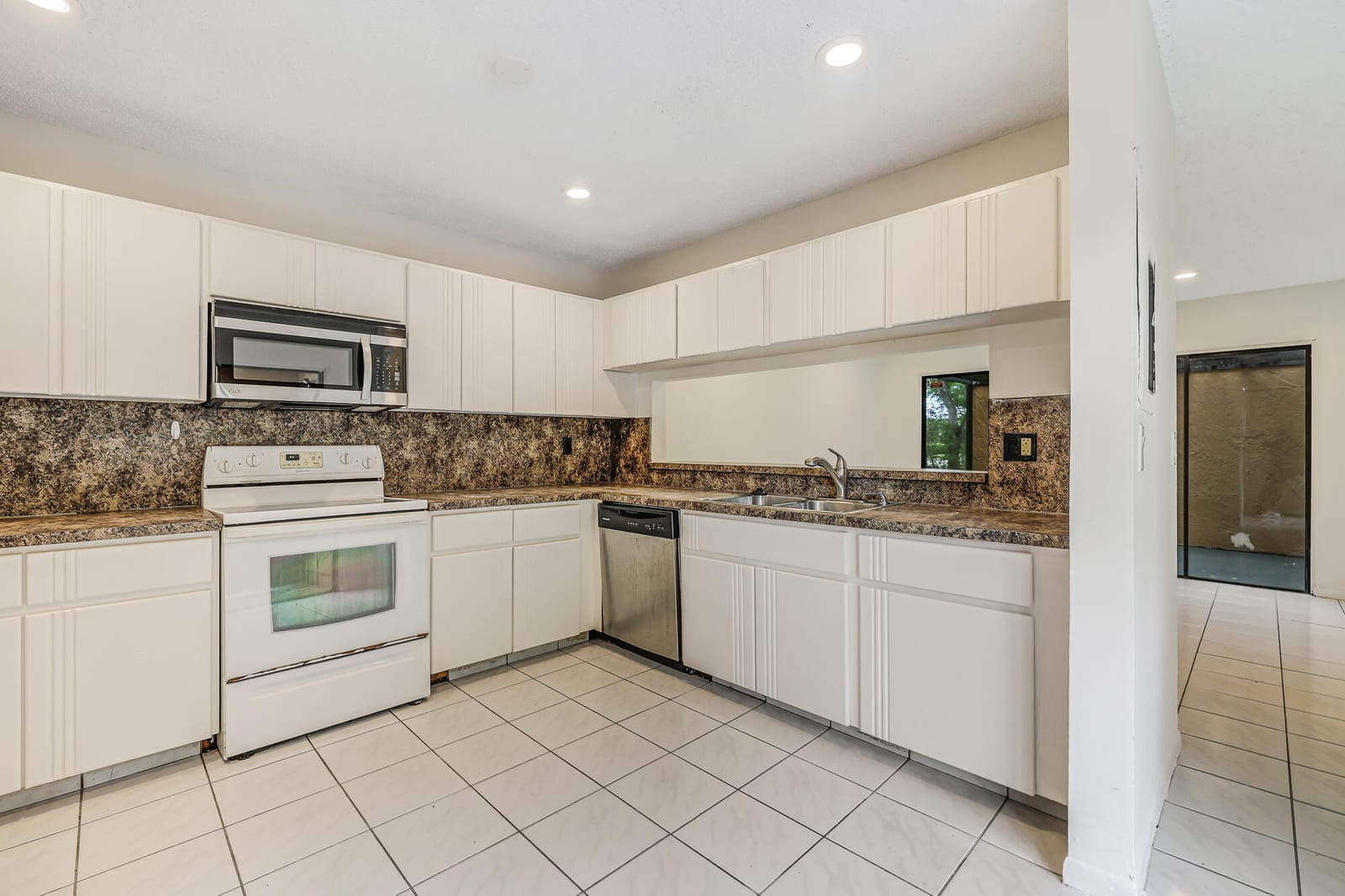 8017 NW 71st Court, Tamarac, FL 33321 photo 16