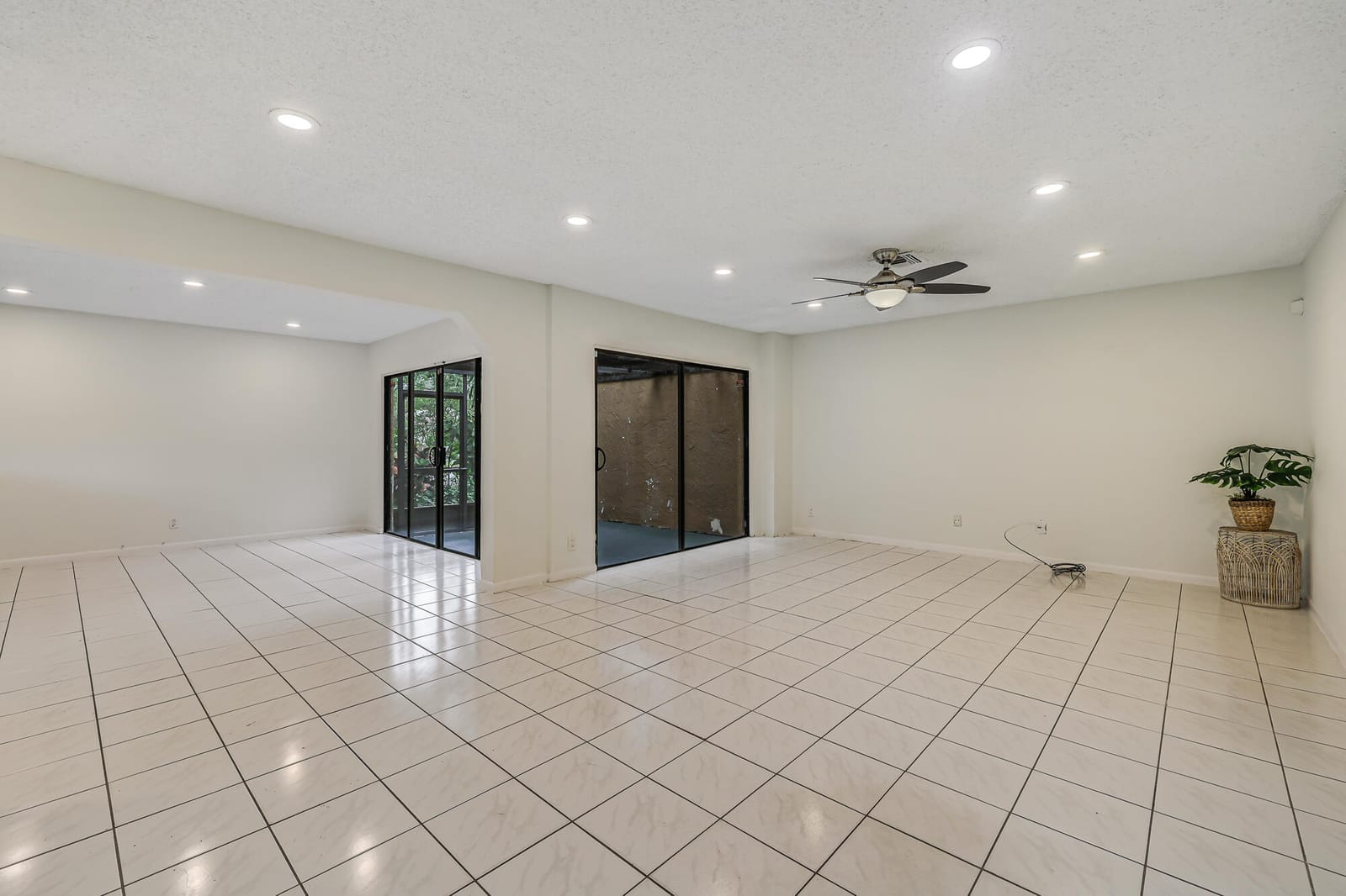 8017 NW 71st Court — photo 6