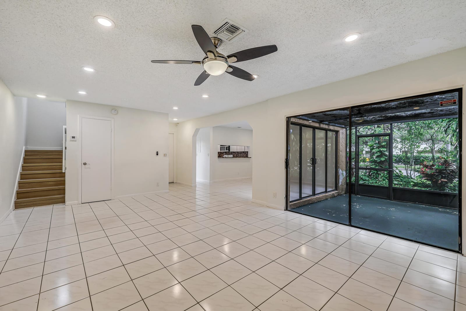 8017 NW 71st Court — photo 7
