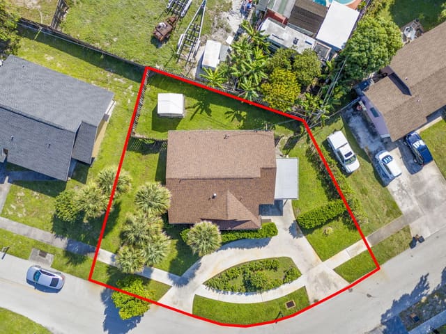 254 NW 2nd Way, sold in Albert Gibson Estates, Deerfield Beach, FL