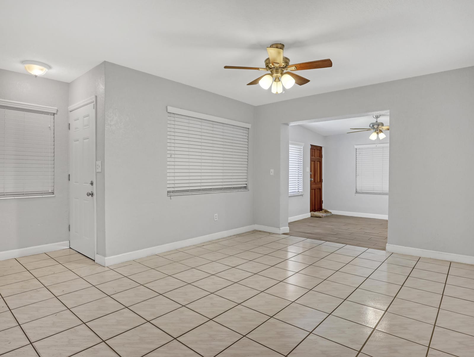 1031 NW 23rd Way — photo 8