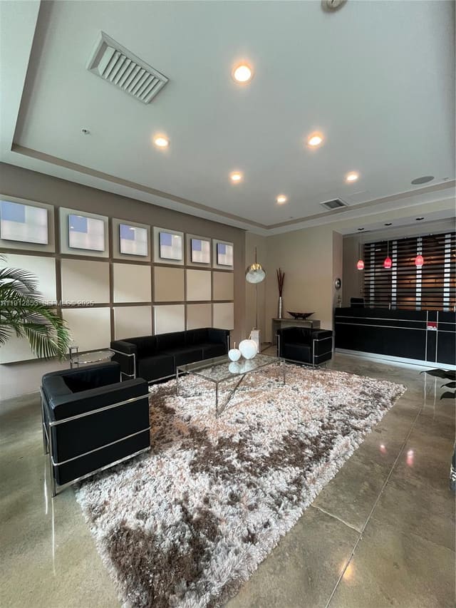 313 NE 2nd Street 802, sold in Nola Lofts Condominium I, Fort Lauderdale, FL
