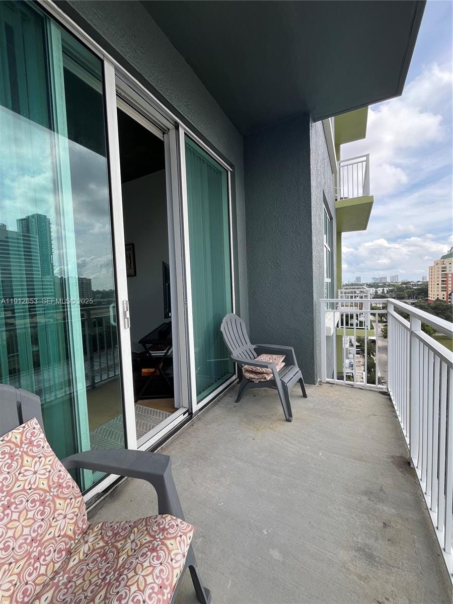 313 NE 2nd Street 802, Fort Lauderdale, FL 33301 photo 11