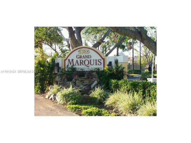 10125 W Sunrise Boulevard 106, Plantation, FL 33322