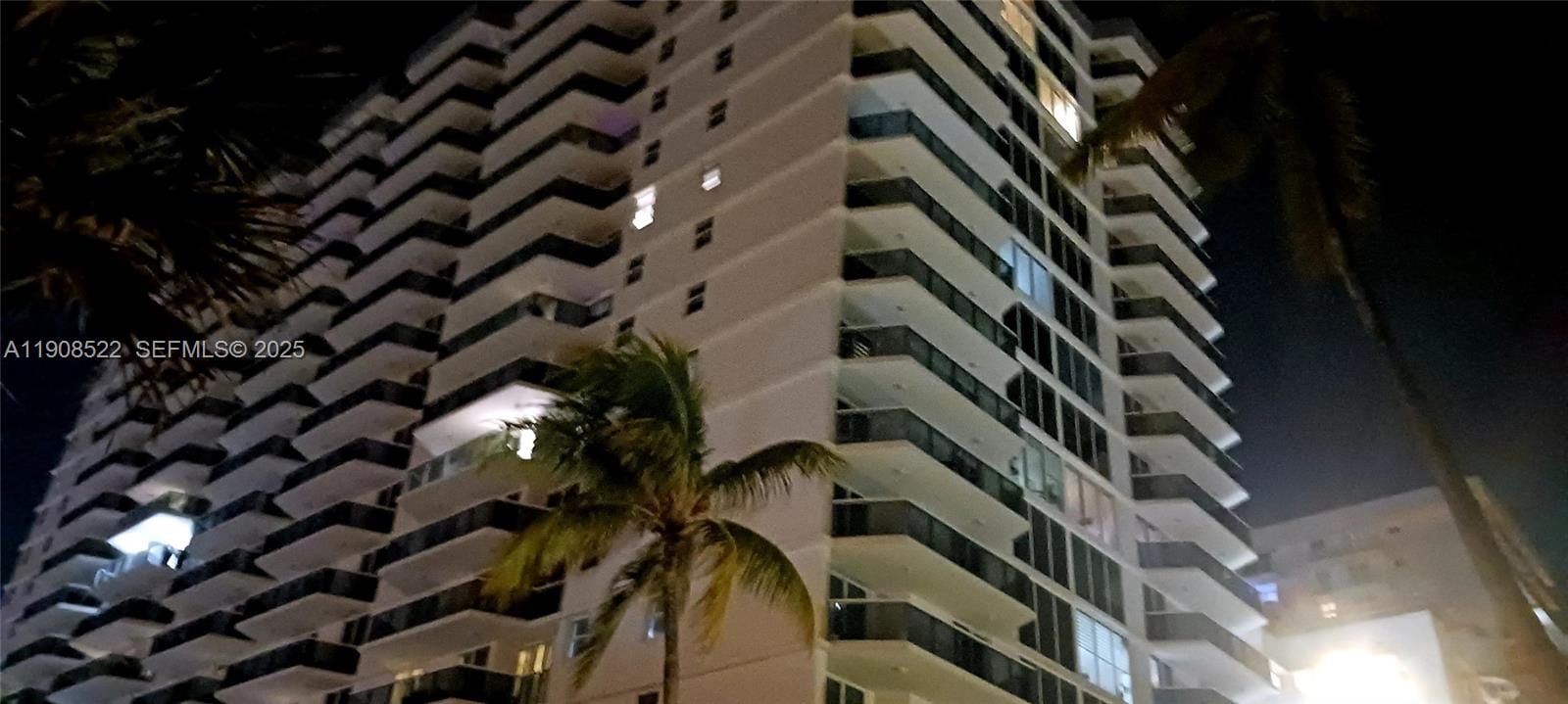 2401 Collins Avenue 1708 — photo 4