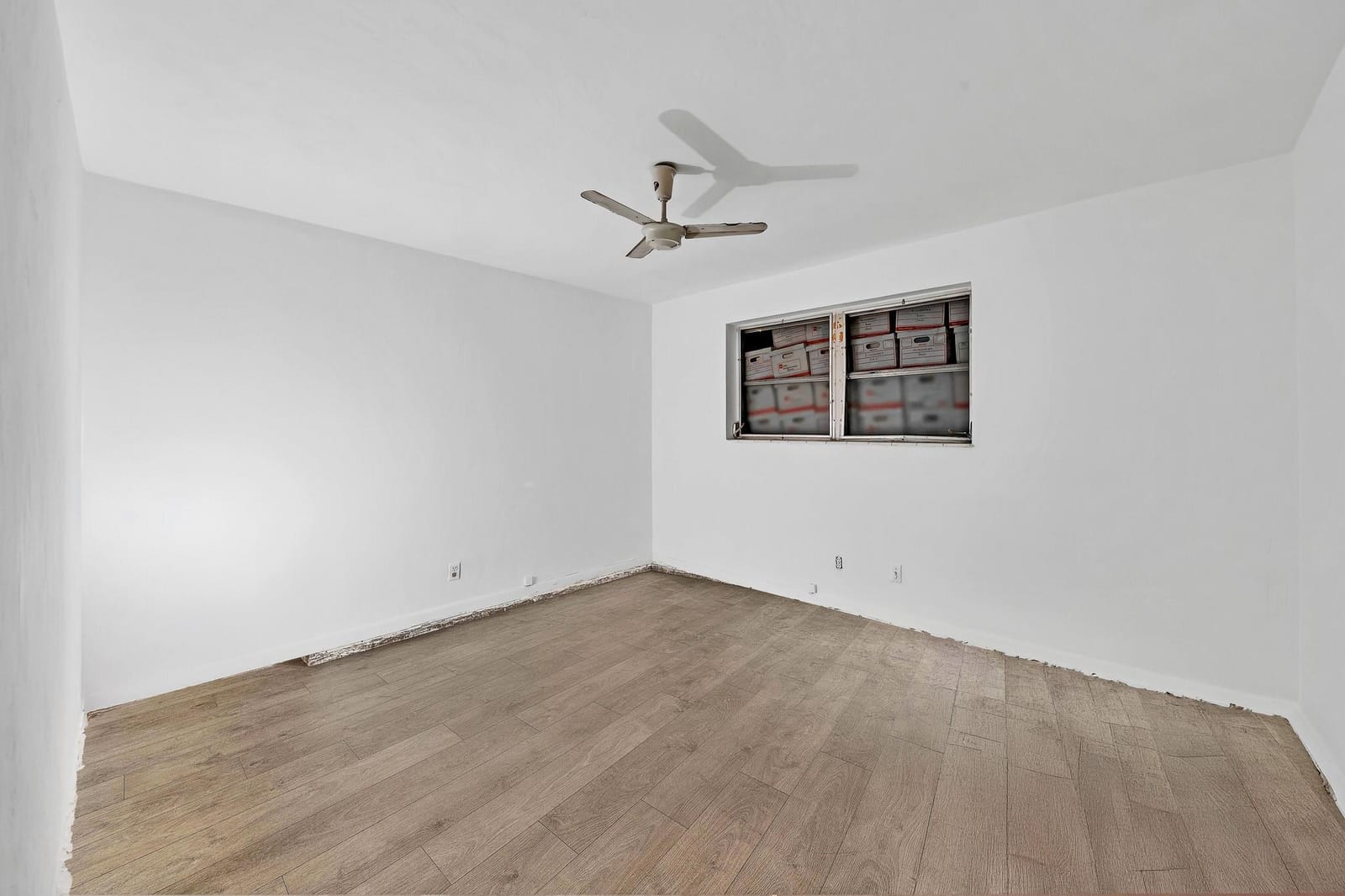 5811 NE 1 Terrace, Oakland Park, FL 33334 photo 22