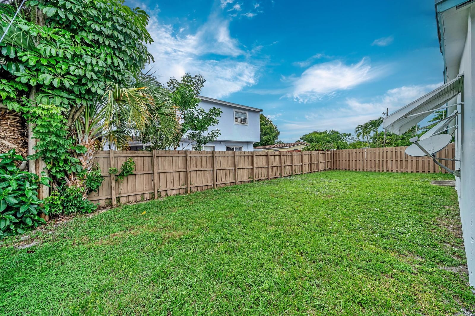 5811 NE 1 Terrace, Oakland Park, FL 33334 photo 30