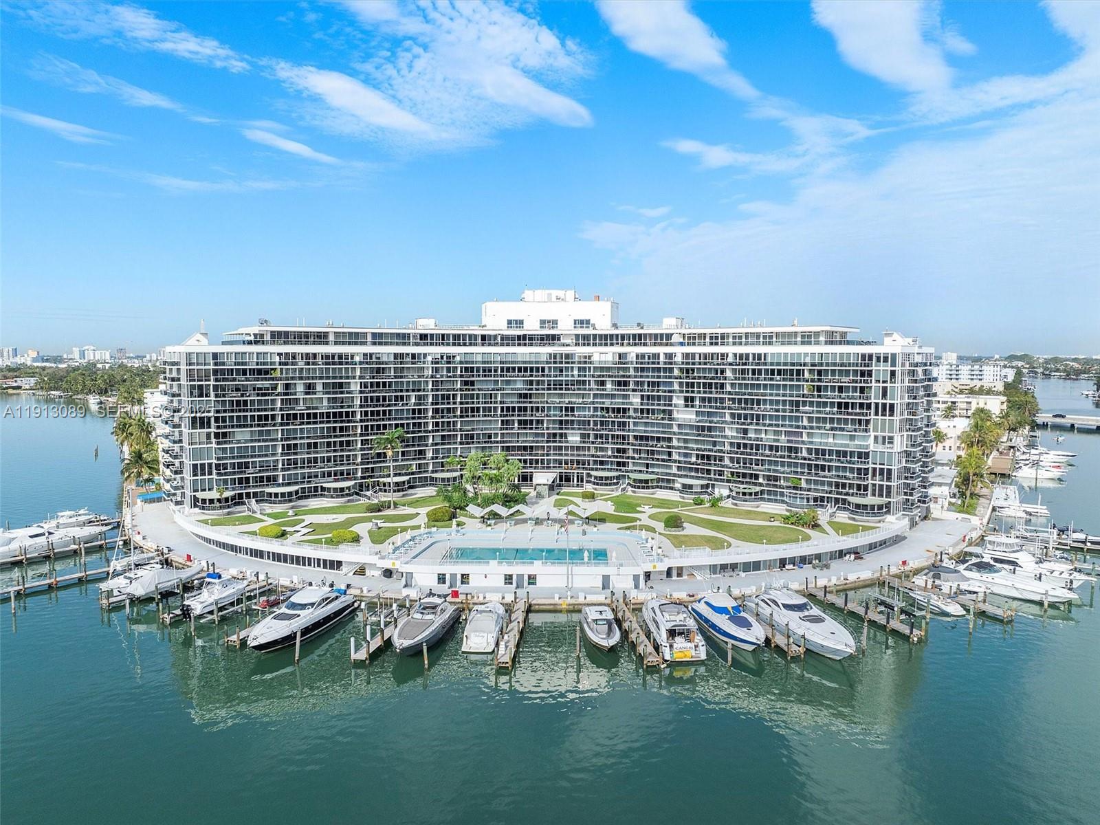 900 Bay Drive 624622620, Miami Beach, FL 33141, Miami Beach