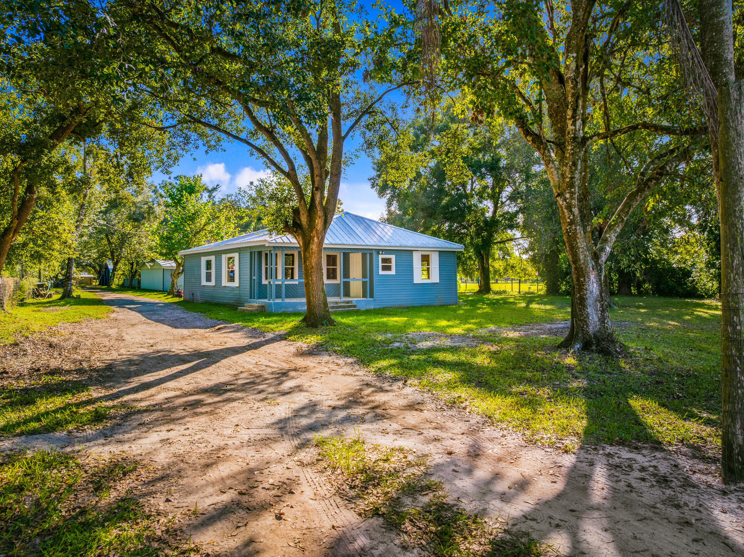250 NW 98th Street, Okeechobee, FL 34972, Okeechobee