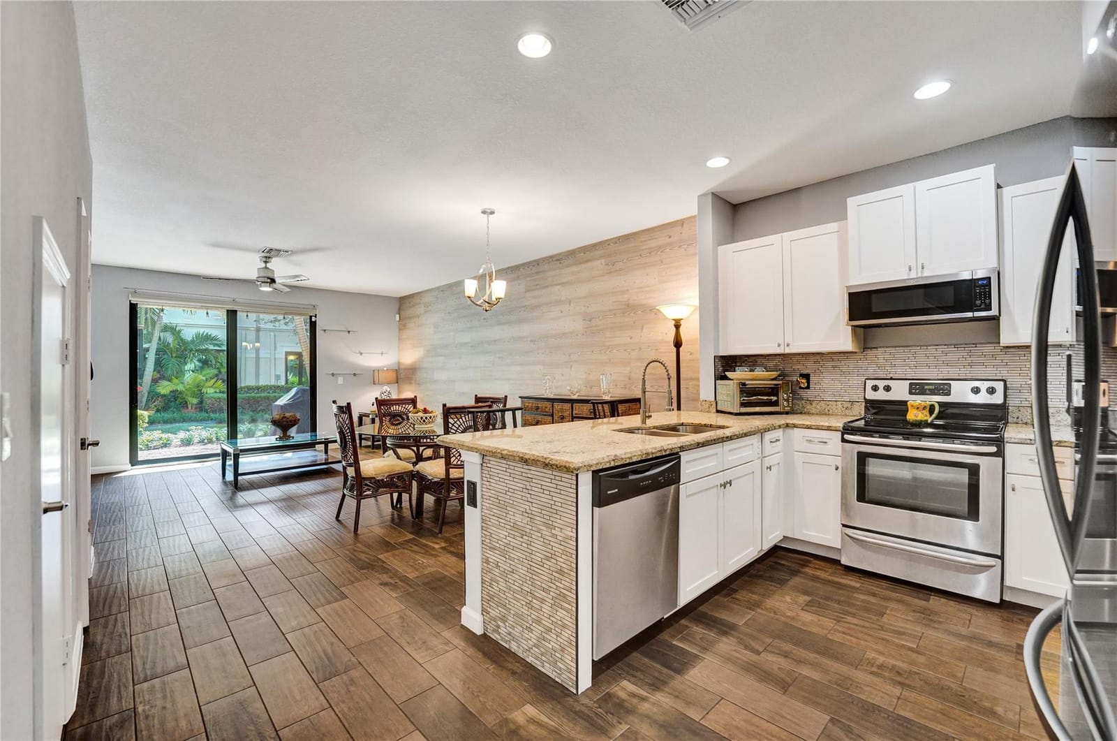 4228 N Dixie Highway 106, Oakland Park, FL 33334 photo 6