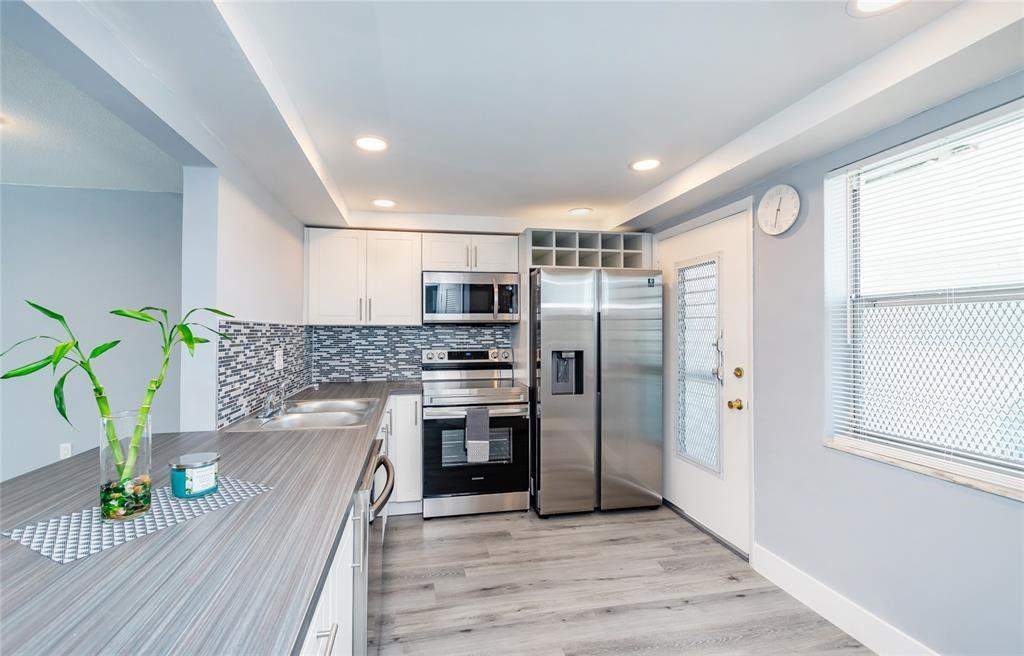 1101 NE 191st Street H301, Miami, FL 33179, Miami