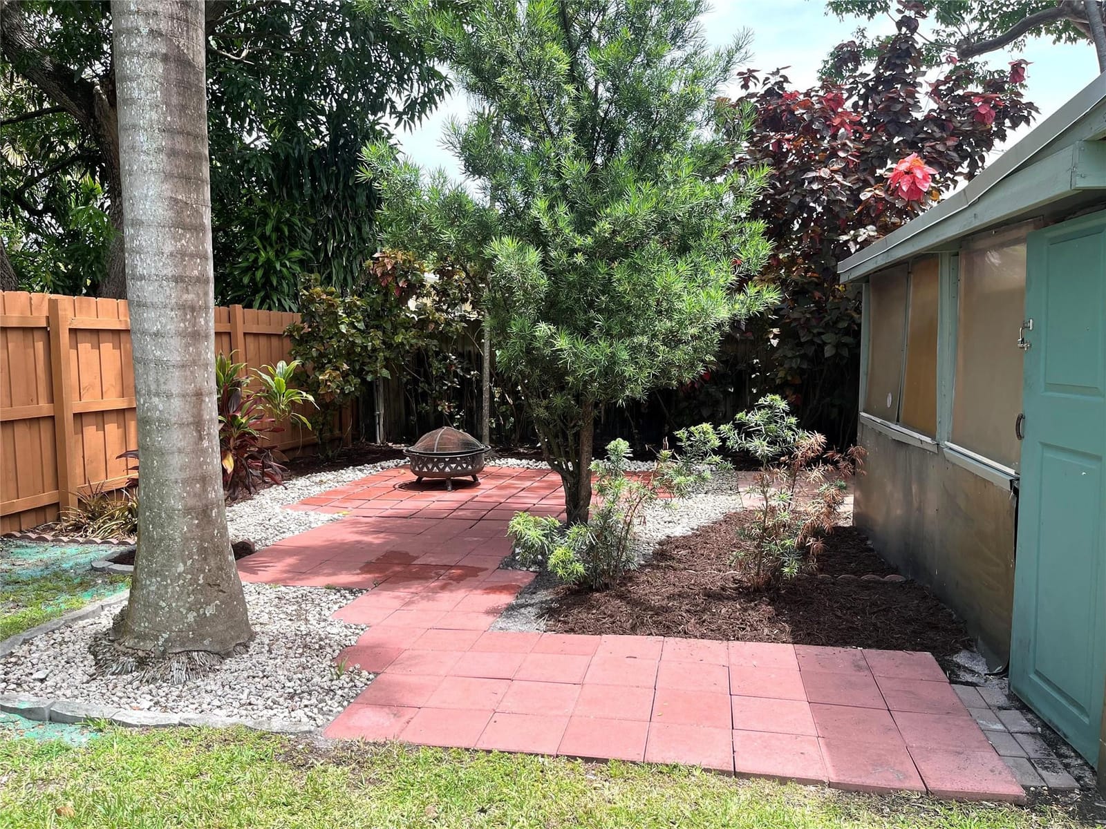 1644 NE 33rd Street, Oakland Park, FL 33334 photo 20