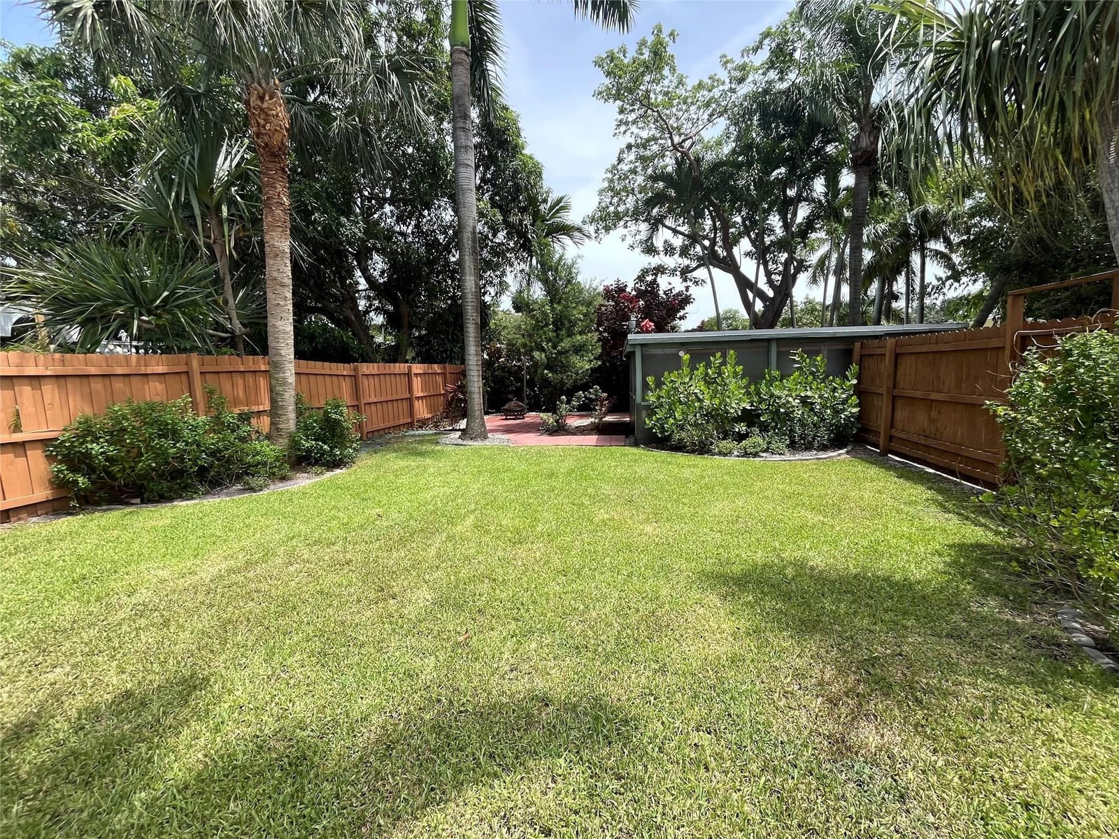 1644 NE 33rd Street, Oakland Park, FL 33334 photo 21